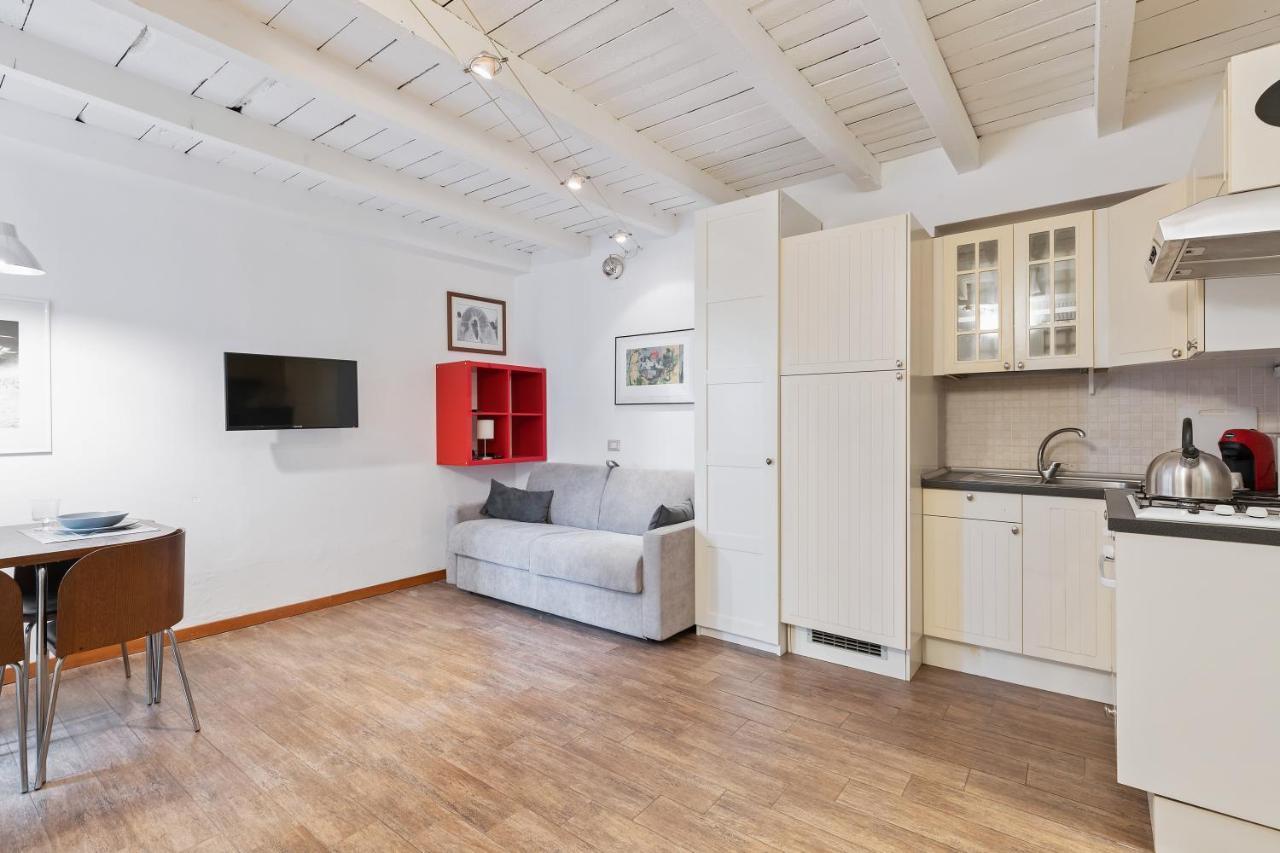 Joivy Beautiful Studio For 2 Near Sempione Park Milano Eksteriør billede