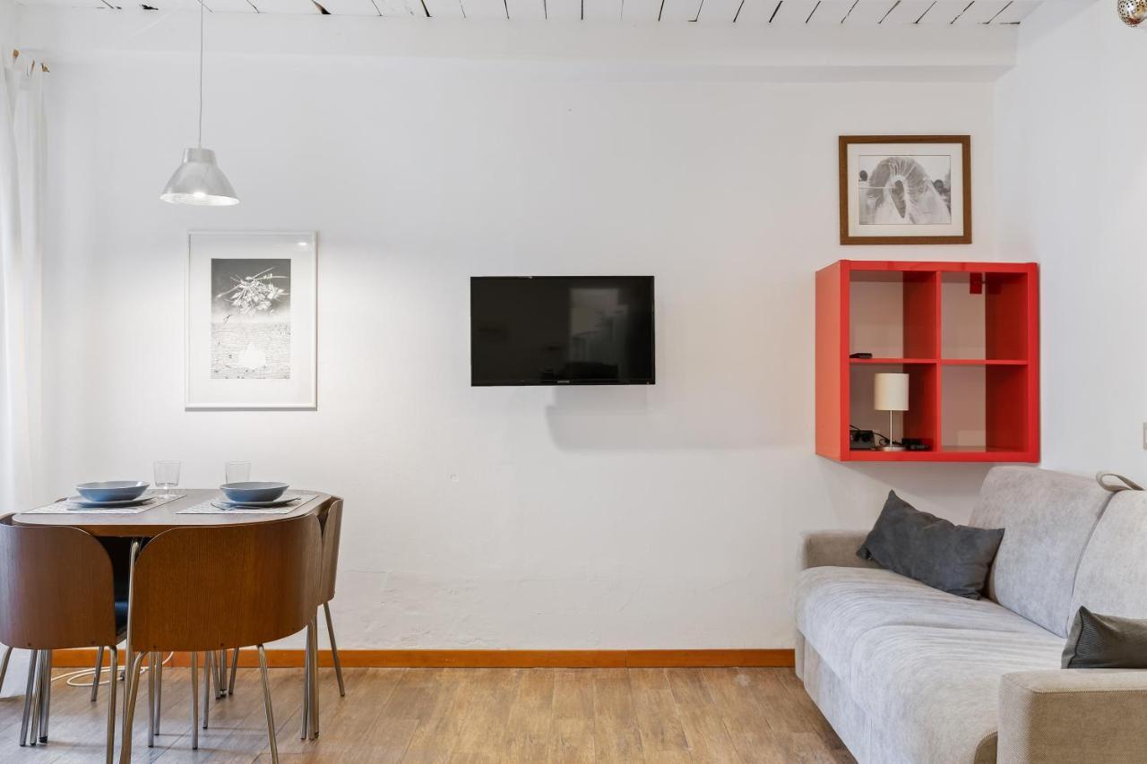 Joivy Beautiful Studio For 2 Near Sempione Park Milano Eksteriør billede